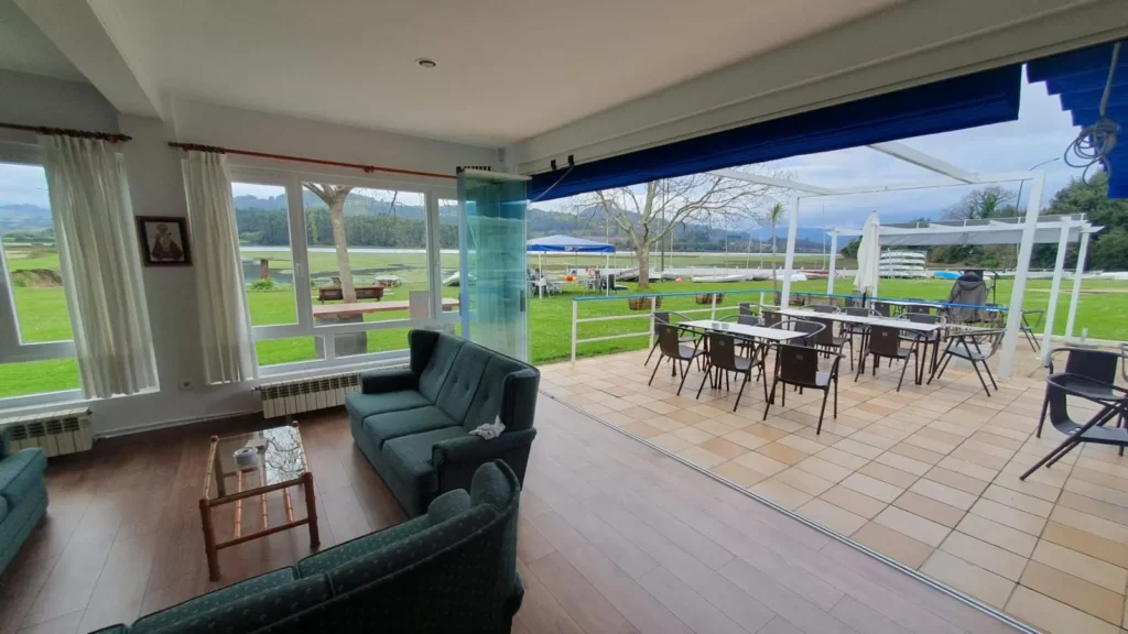 acristalamientos y cerramientos para terrazas y porches en Asturias y Cantabria por Cialca, cortinas de cristal, (67)
