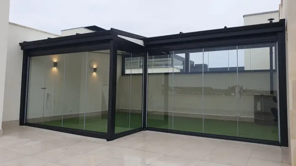 cerramientos de cristal en llanes, cortinas de cristal en terrazas asturias, acristalamiento moderno para terrazas, cerramientos en cantabria con Cialca (13)