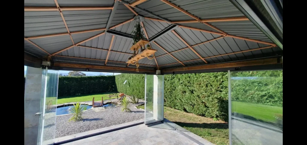 Cerramiento de cristal en porche – Noreña, Asturias