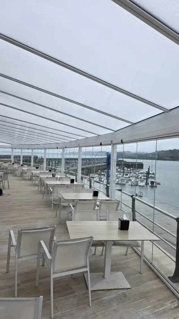 Candas Asturias cerramientos cialca (4) Cerramiento de terraza en Taberna Marinera Náutico Candás